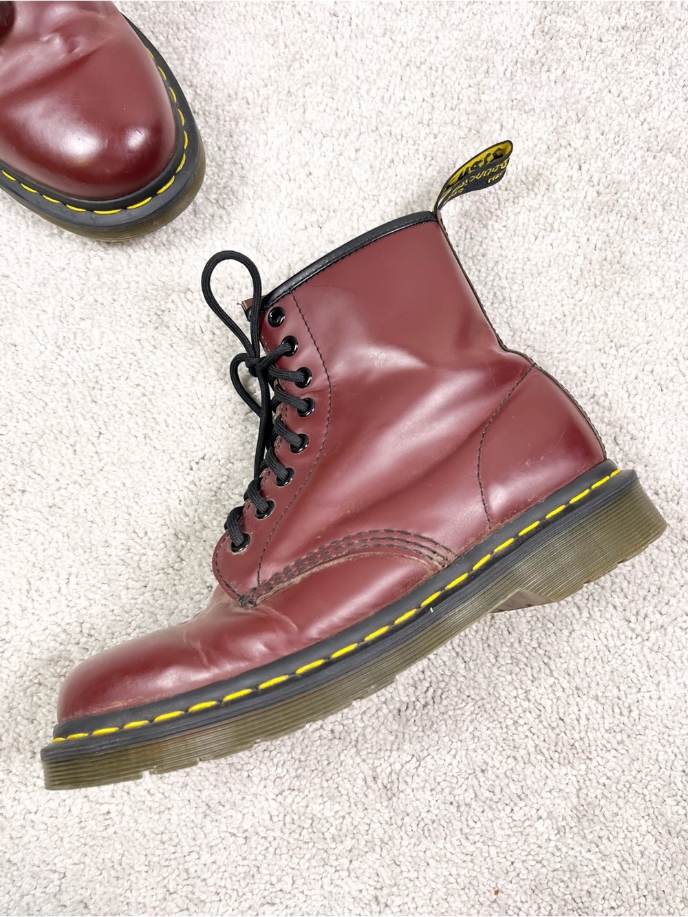 Dr. Martens 1460 Smooth Leather Lace -Up Boot Cherry Red Size 8 EU 39 8-Eyelet